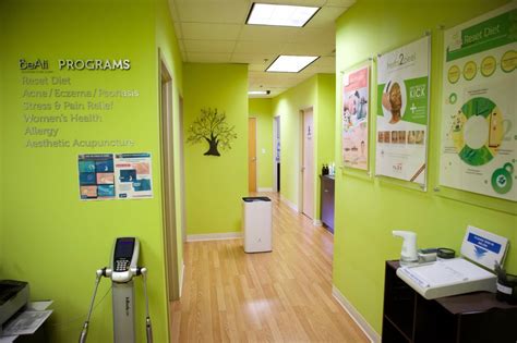 acupuncture wellness clinic.